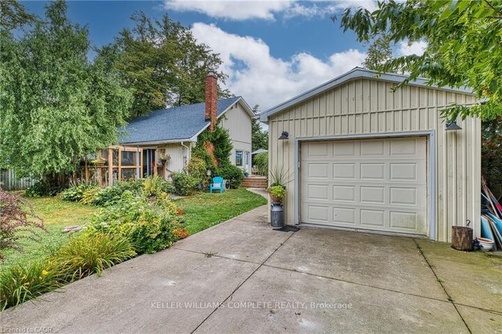 Property Photo: 74434 Woodland Drive ON N0M 1G0