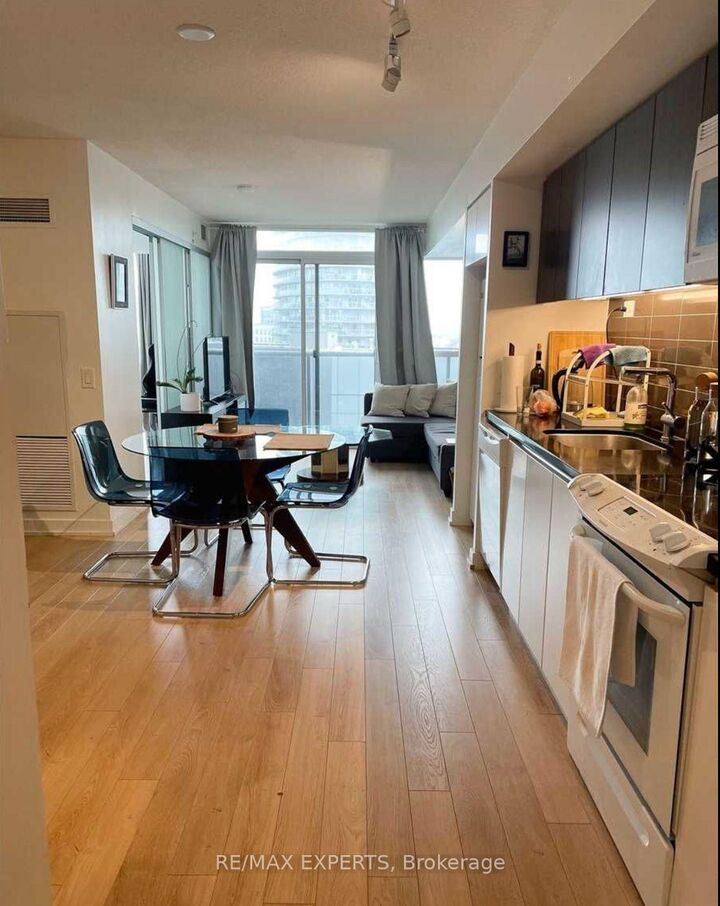 Property Photo: 85 Queens Wharf Road 805 ON M5V 0J9