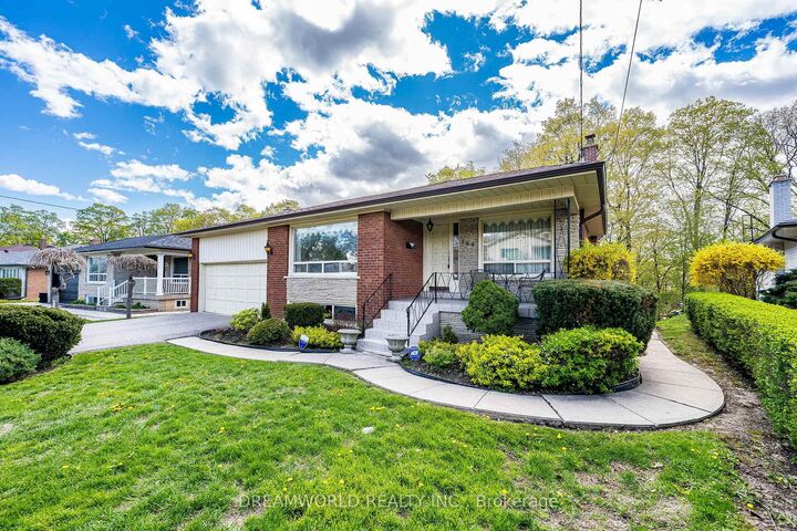 169 Grandravine Drive — photo 1