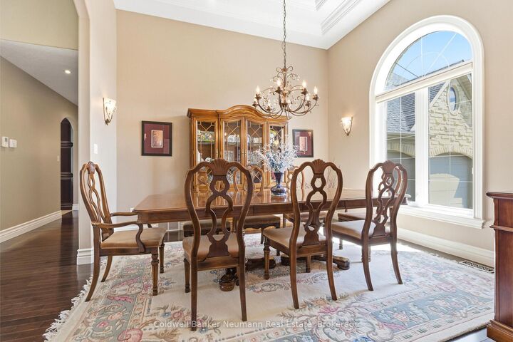 Property Photo: 33 Cassin Court ON N0B 2J0