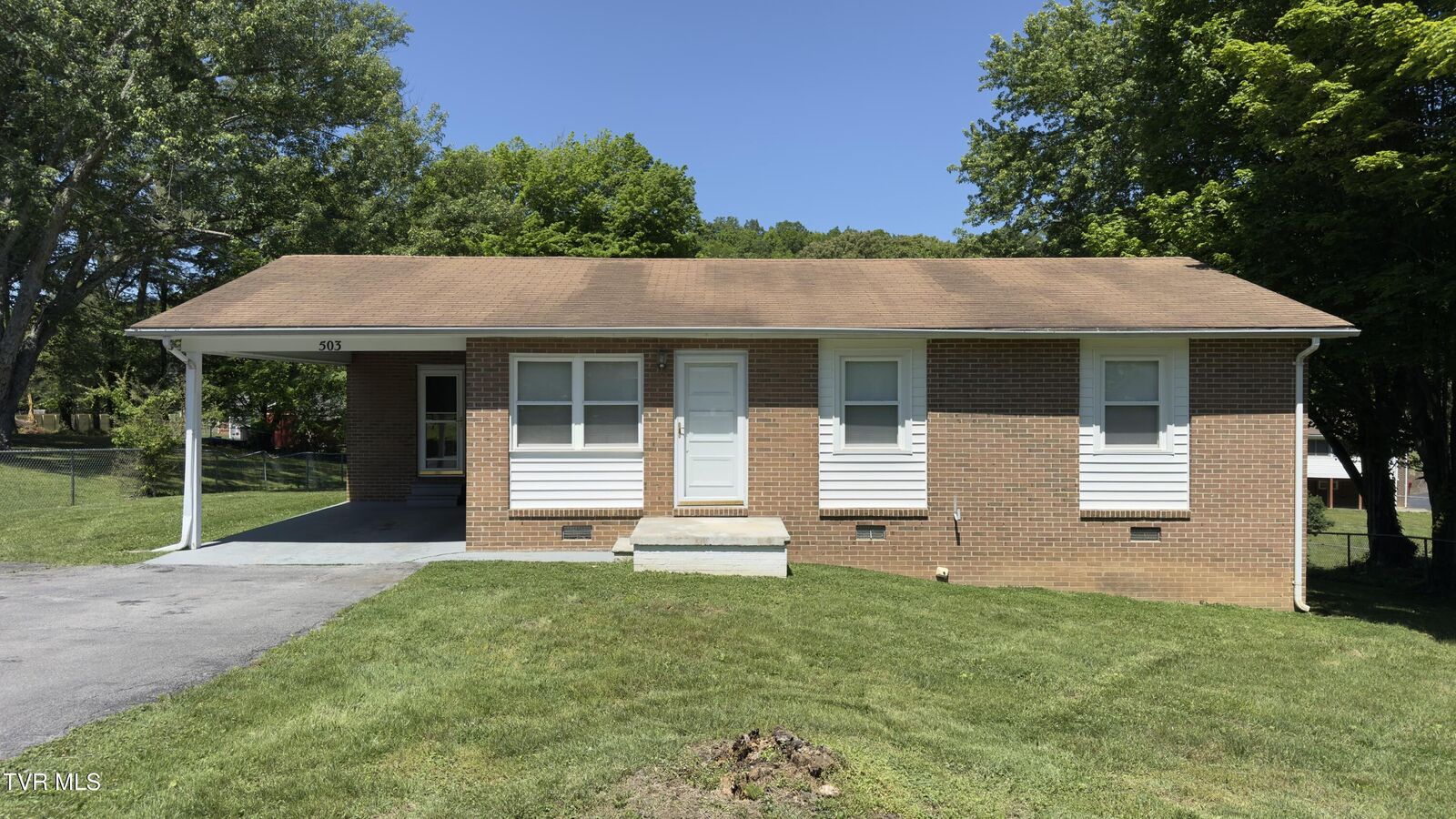 Property Photo:  503 Sunnyvale Drive  TN 37601 