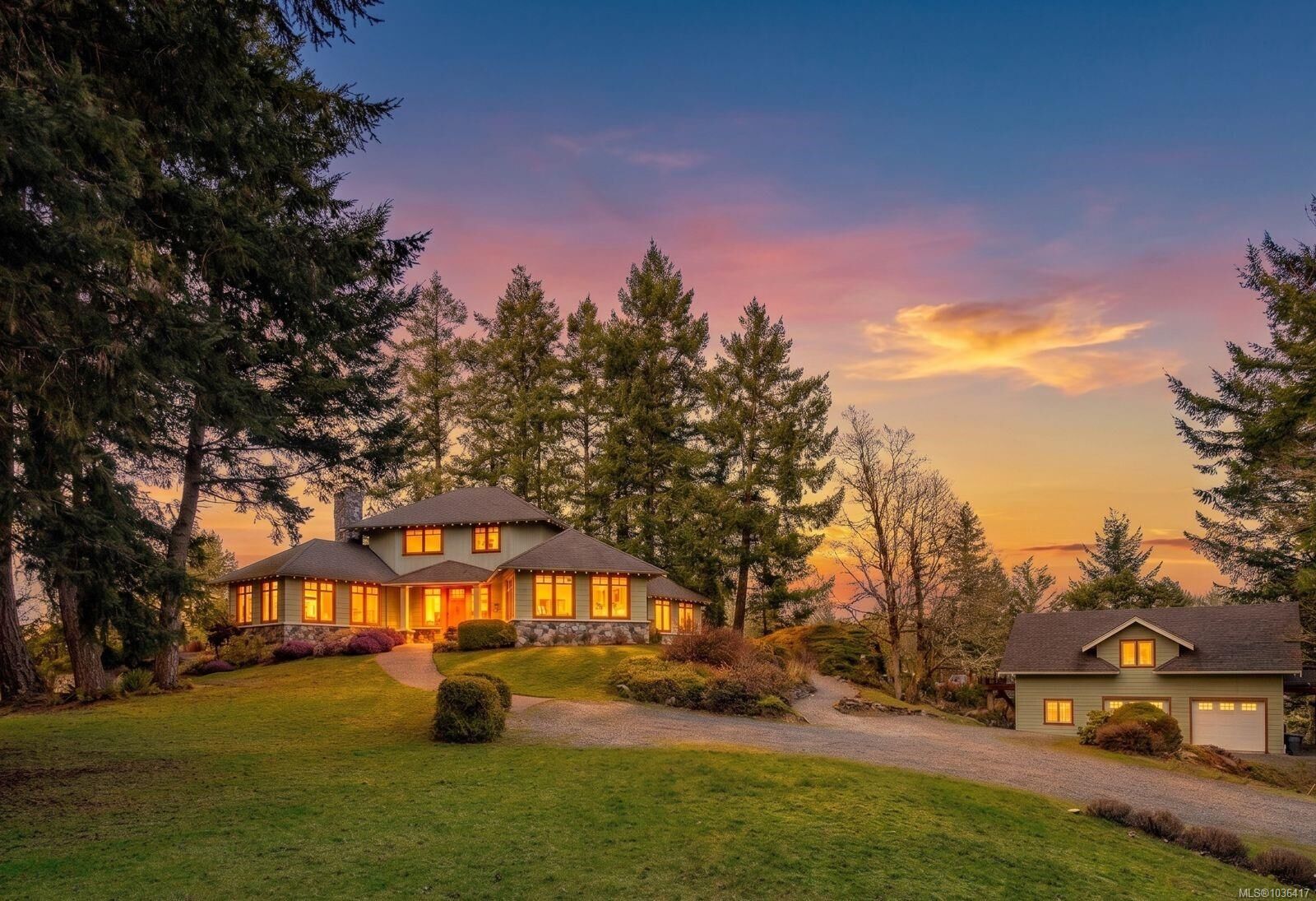 Property Photo:  240 Viaduct Ave W  BC V9E 2B6 