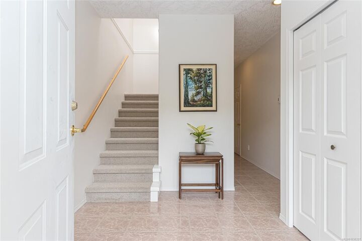 Property Photo:  2651 Capital Hts  BC V8T 3M1 