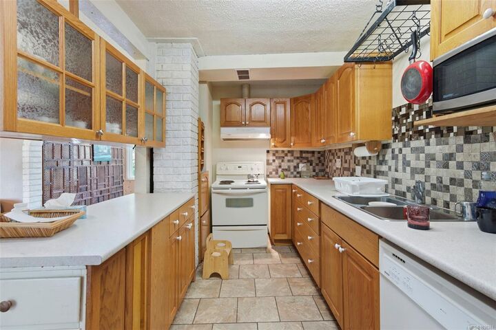 Property Photo:  5281 Mary St  BC V9Y 7H5 