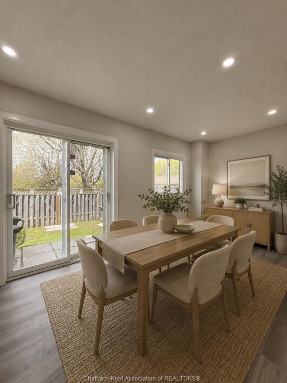 Property Photo:  241 Limeridge Road West 2  ON L9C 2V4 