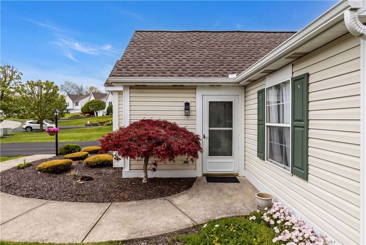 Property Photo: 132 Sedeca Dr PA 15317