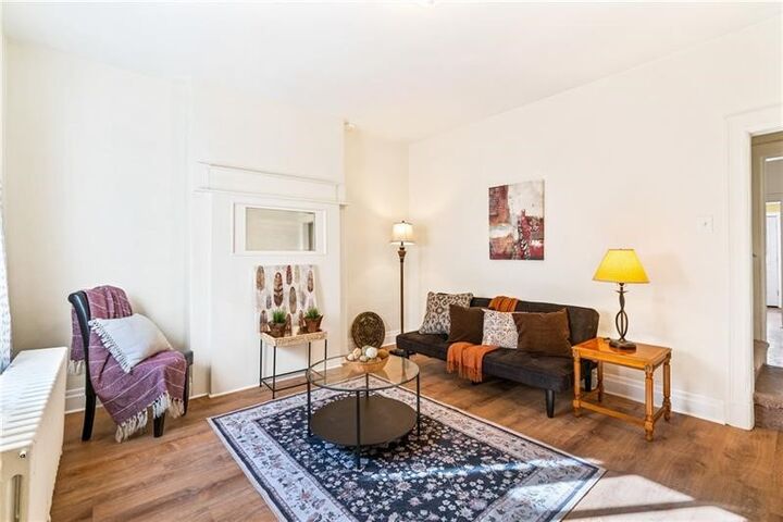 Property Photo:  23 Edith Pl  PA 15213 