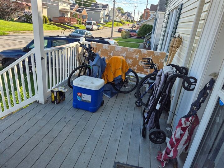 Property Photo: 1013 Henry St PA 15012