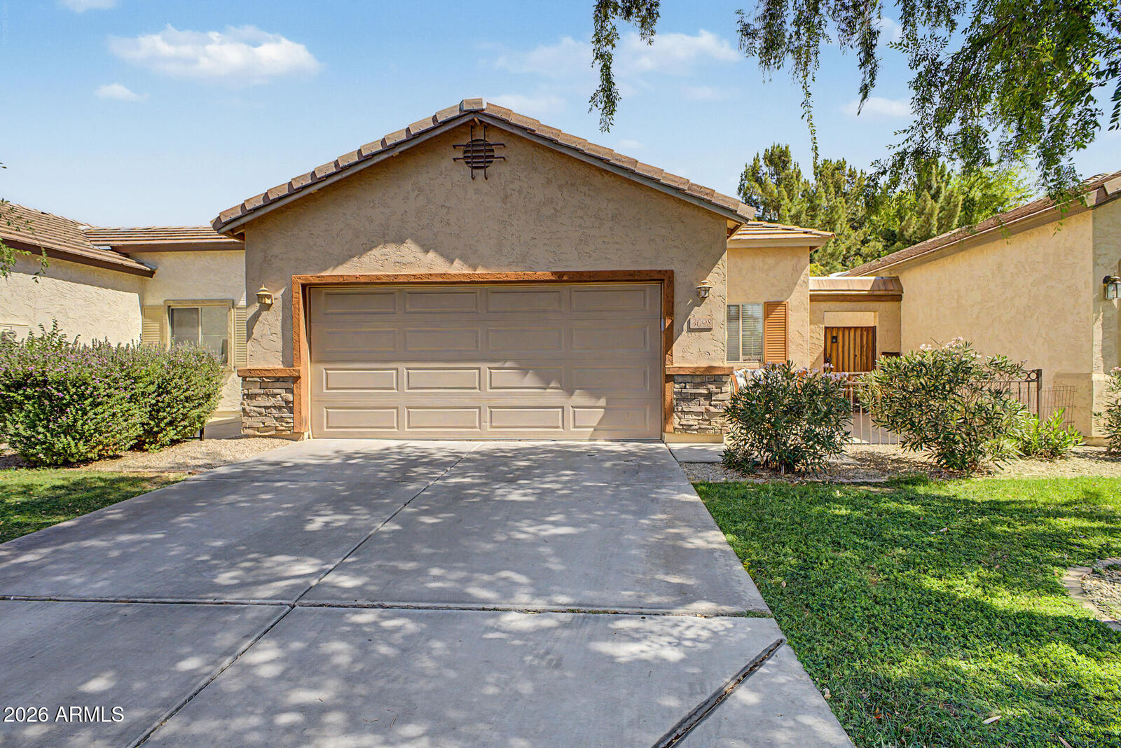 Property Photo: 3098 E Stottler Drive AZ 85296
