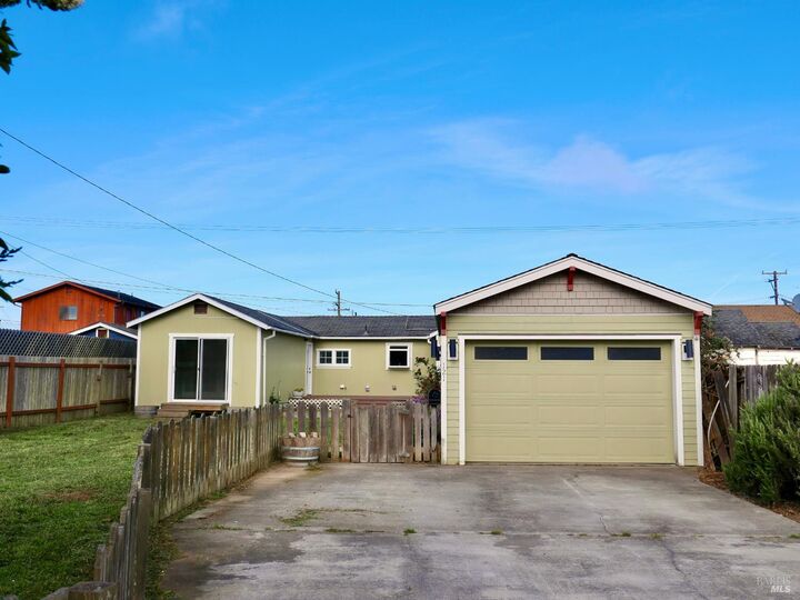 Property Photo:  121 Livingston Street  CA 95437 