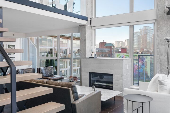 Property Photo:  289 Alexander Street 624  BC V6A 4H6 