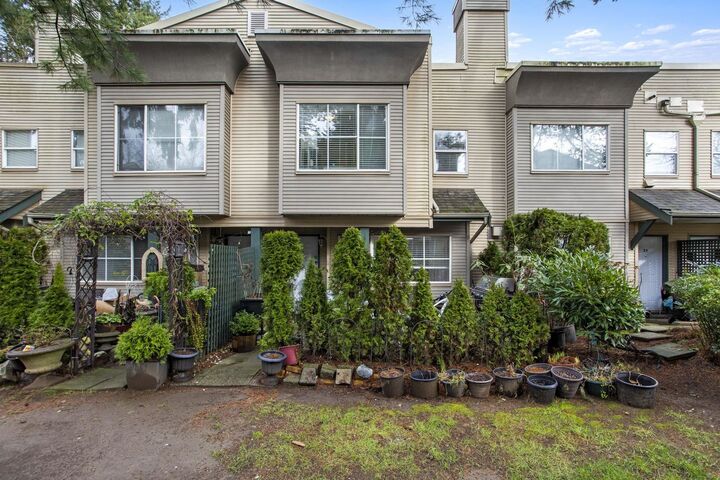Property Photo:  12449 191 Street 38  BC V3Y 2R4 