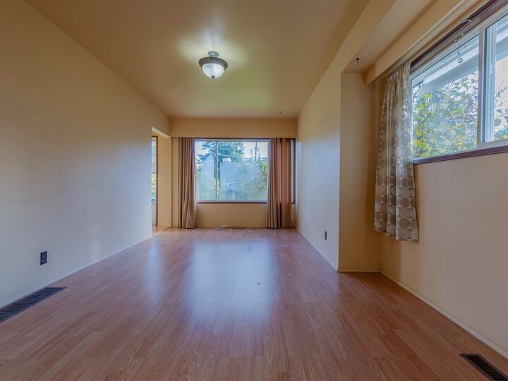Property Photo:  12187 227 St Street  BC V2X 6J6 