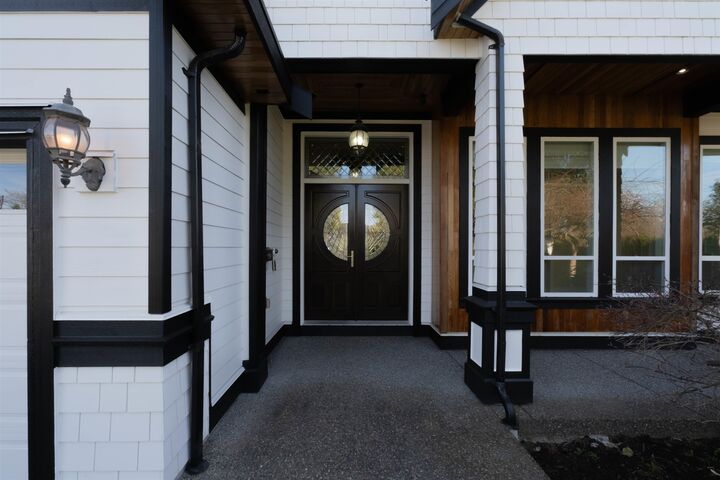 Property Photo: 7420 116 Street BC V4C 5T2