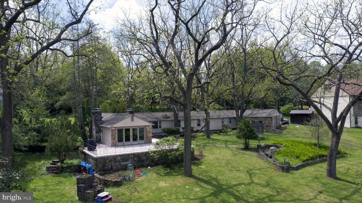 Property Photo:  120 Farm Road  PA 19460 