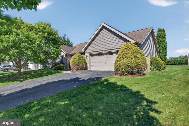 Property Photo:  1241 Shadowbrooke Drive  PA 17315 