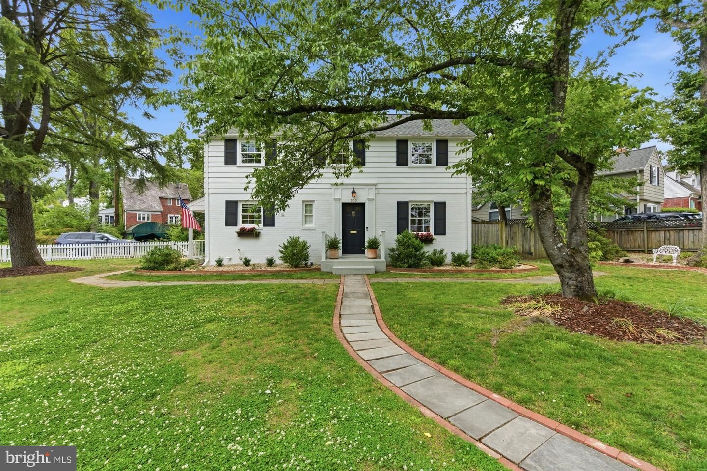 Property Photo:  900 Chalfonte Drive  VA 22305 