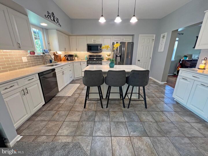 Property Photo:  218 Waterford Way  PA 19060 