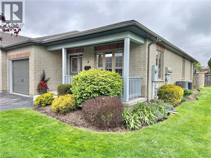 Property Photo:  409 Queen Street South 4  ON N3Y 0A1 