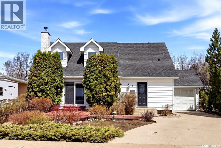 Property Photo:  4 Bannister Avenue  SK S4R 5K9 