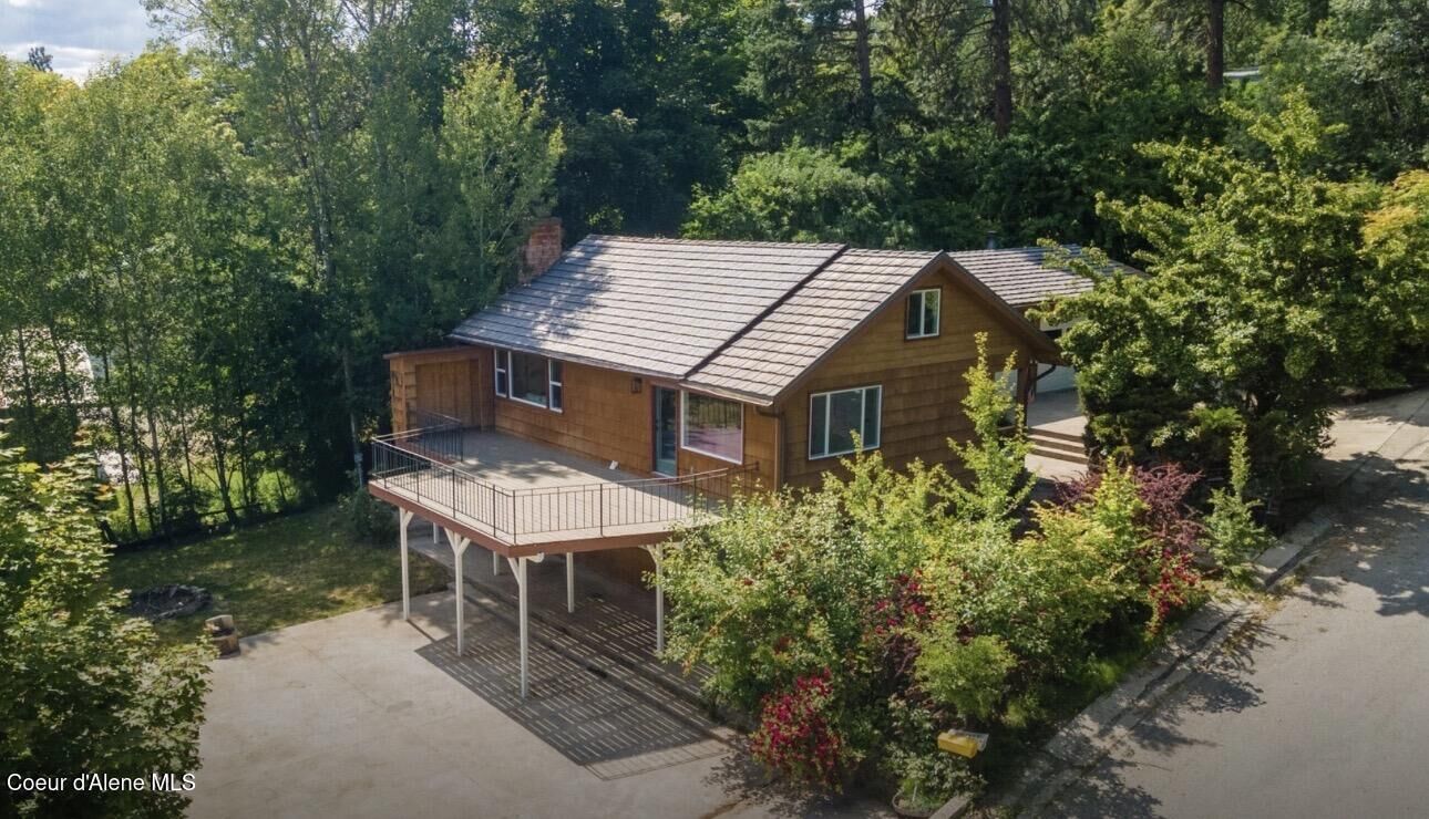 Property Photo: 17454 E North Shore Ln ID 83803
