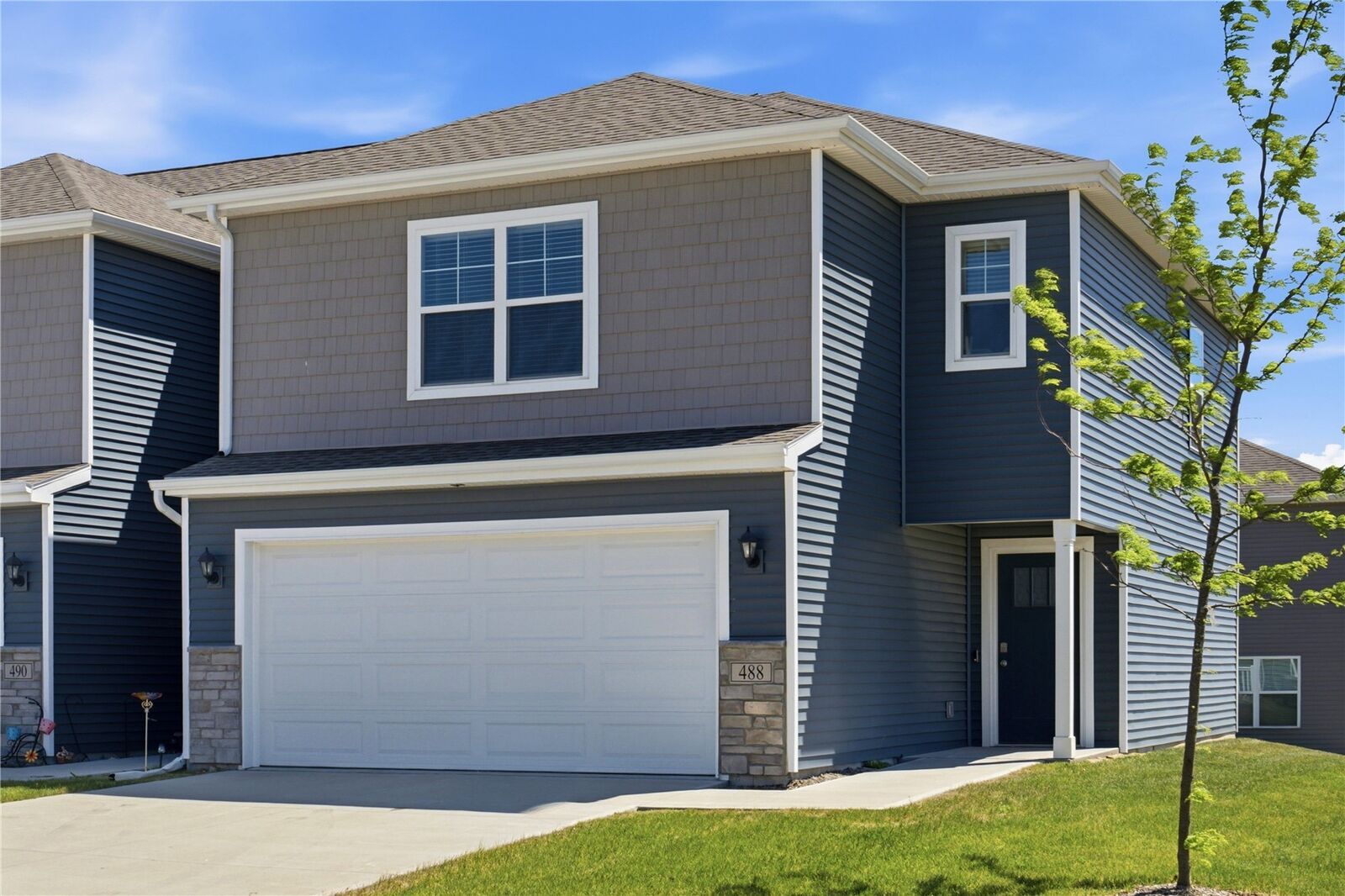 Property Photo:  488 Thomas Street  IA 52340 