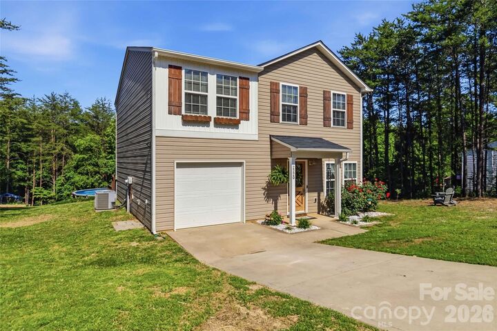 Property Photo:  2220 Pinnacle View Drive  NC 28086 
