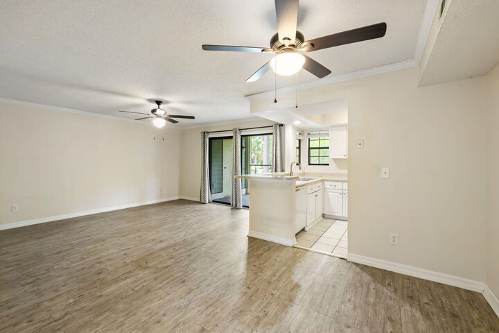 Property Photo:  1852 Montclair Drive # B 1852-B  SC 29464 