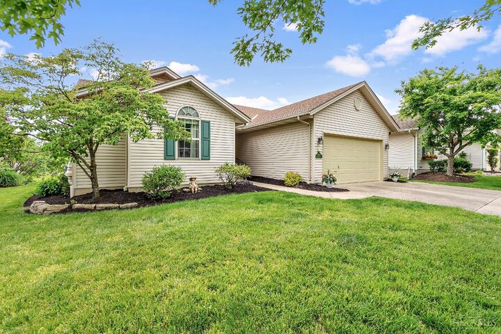 Property Photo:  4450 Pond Meadows Court  OH 45040 