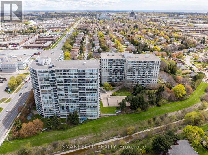 Property Photo:  4725 Sheppard Avenue 704  ON M1S 5B3 