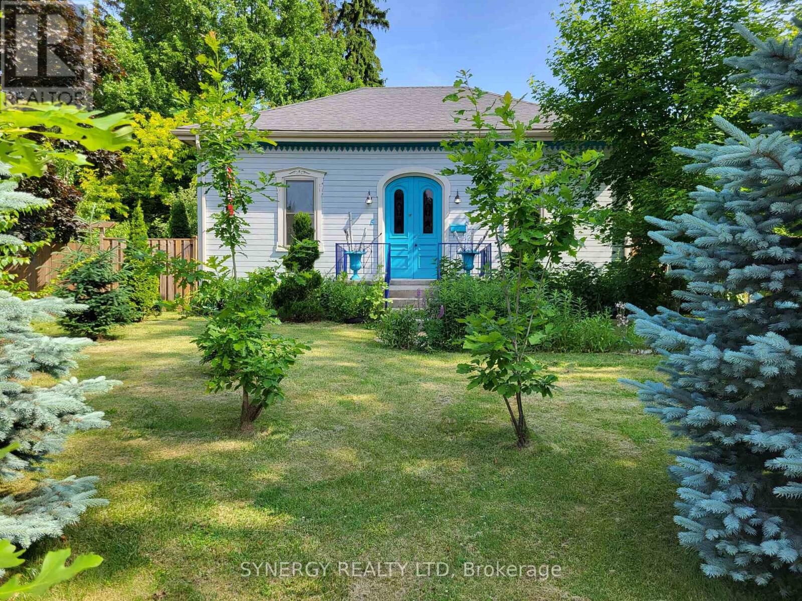 Property Photo: 5 Hull Road ON N7G 2B7