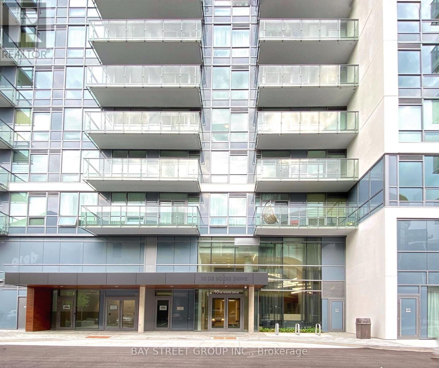 Property Photo:  10 De Boers Drive 814  ON M3J 0G5 