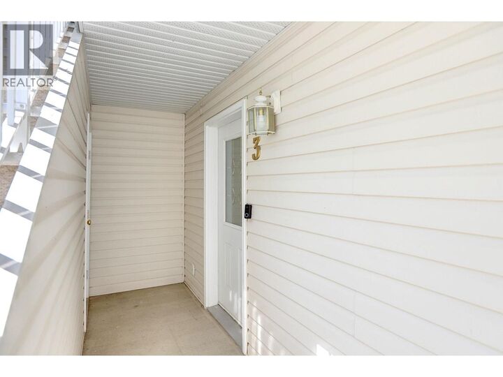 Property Photo:  602 Browne Road 3  BC V1T 7M1 
