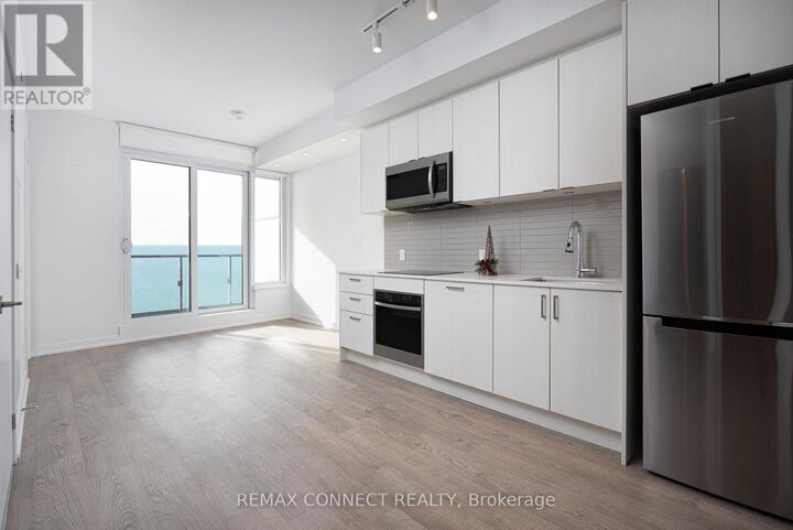 Property Photo:  1926 Lake Shore Boulevard West 2208  ON M6S 1A1 