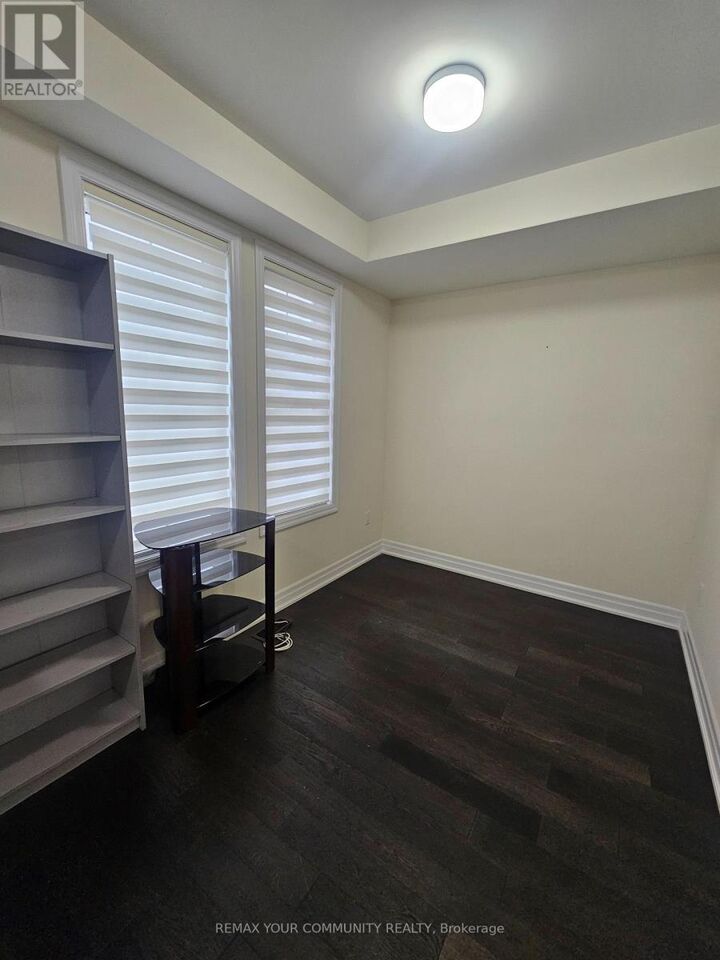 Property Photo:  29 Amherst Circle  ON L6A 5A8 
