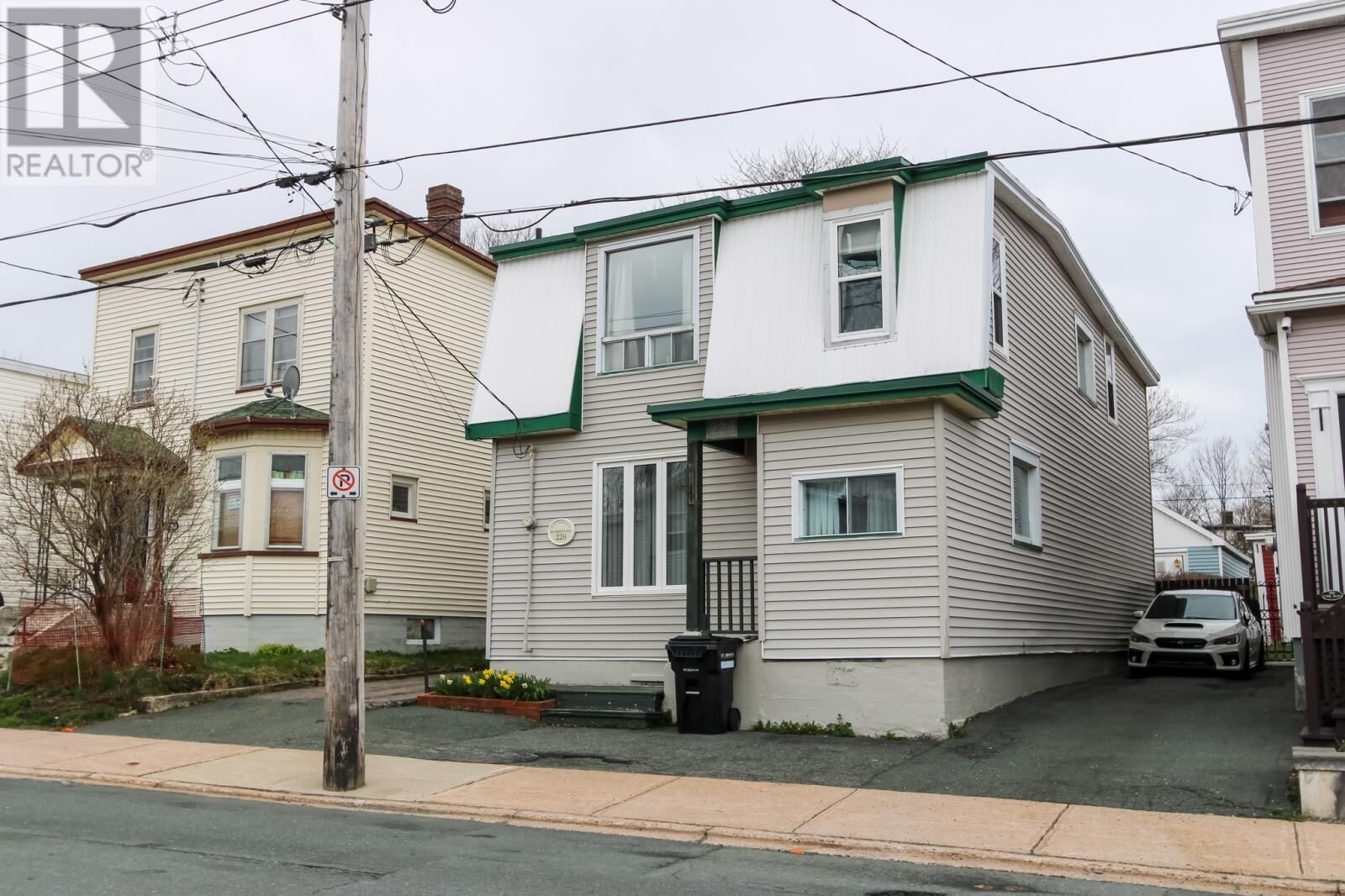Property Photo:  228 Hamilton Avenue  NL A1E 1J7 