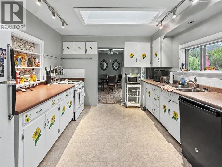 Property Photo:  7324 10th Street  BC V0H 1H0 