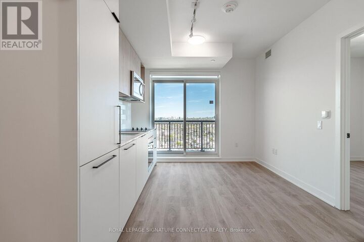 Property Photo:  1185 Dupont Street 2706  ON M6H 0G5 