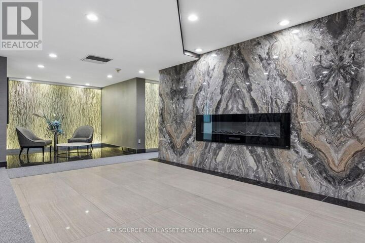 Property Photo:  7601 Bathurst Street 1003  ON L4J 4H5 