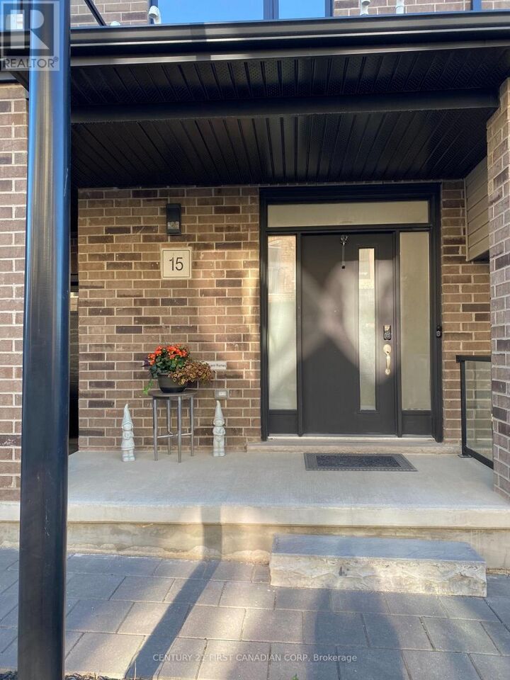 Property Photo:  2610 Kettering Place East 15  ON N6M 0J4 