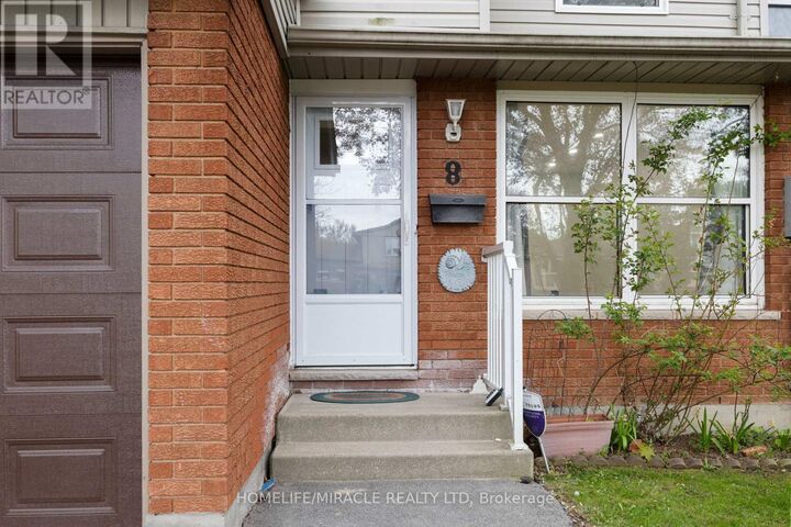 Property Photo:  1250 Jalna Boulevard 8  ON N6E 2W4 