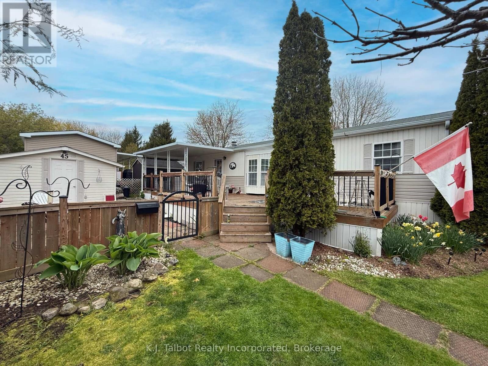 Property Photo:  77719 Bluewater Highway  ON N0M 1G0 