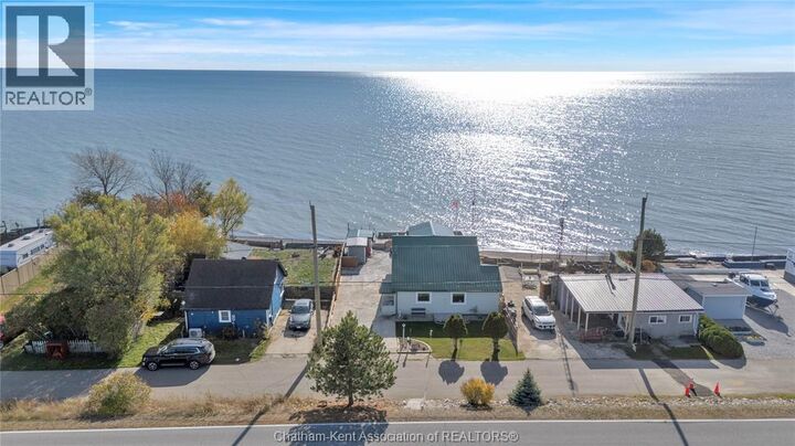 Property Photo:  18518 Erie Shore Drive  ON N0P 1A0 