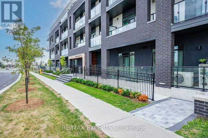 Property Photo:  1709 Bur Oak Avenue 309  ON L6E 0V7 