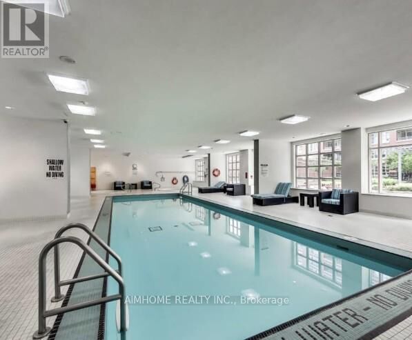 Property Photo:  75 East Liberty Street 809  ON M6K 3R3 