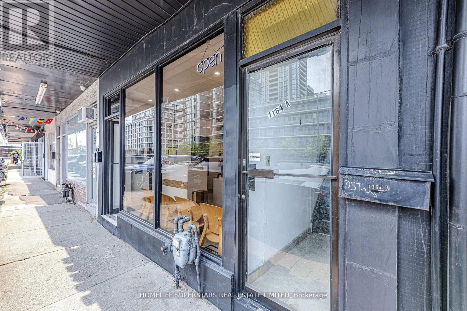 Property Photo:  1164 The Queensway A  ON M8Z 1R5 