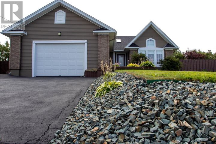 Property Photo: 6 Heath Crescent NL A0C 1B0