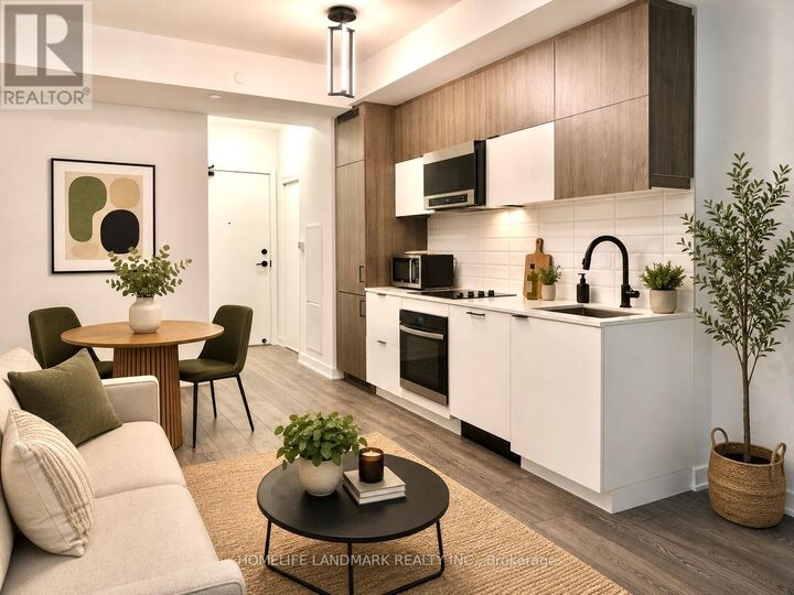 Property Photo:  8888 Yonge Street 427  ON L4C 5V6 