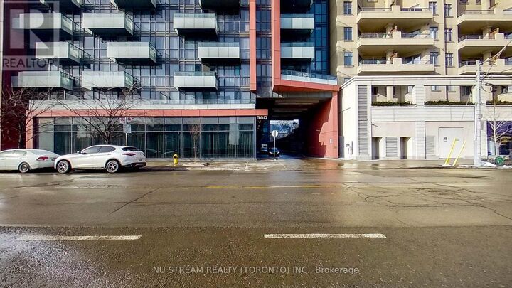 Property Photo:  560 Front Street West 829  ON M5V 1C1 