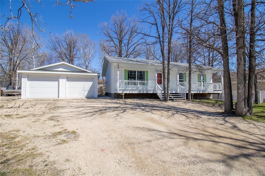 Property Photo: 53 Bergen Bay MB R0A 0V0